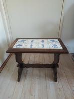 Antieke kloostertafel met Delfts blauwe tegels / bijzettafel, Antiek en Kunst, Antiek | Meubels | Tafels, Ophalen