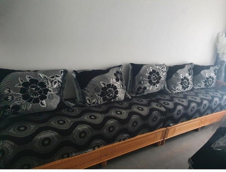 Mooie Marokkaanse salon met houten frame sderri, Huis en Inrichting, Banken | Complete zithoeken, Gebruikt, Hout, Stof, Ophalen of Verzenden