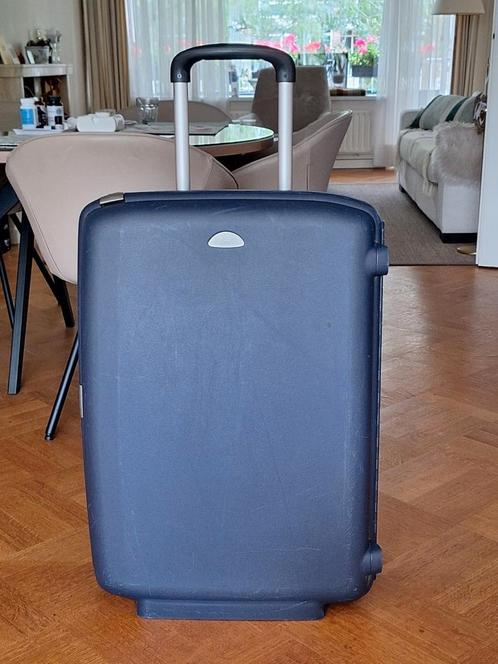 Enorme Samsonite rolkoffer van kunststof met cijferslot., Sieraden, Tassen en Uiterlijk, Koffers, Zo goed als nieuw, Hard kunststof