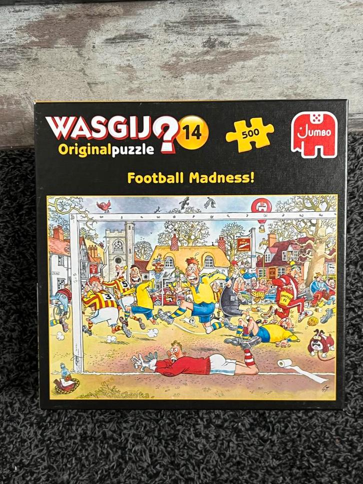 Wasgij Original 14 - Football Madness! - 500 stukjes, Hobby en Vrije tijd, Denksport en Puzzels, Zo goed als nieuw, Legpuzzel