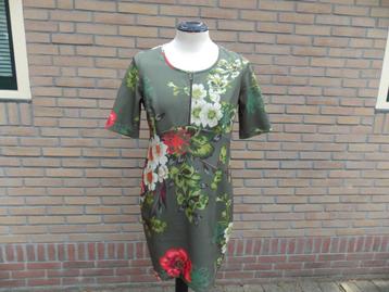 Kyra en co bloemen  jurk, maat 42 nieuw  beschikbaar voor biedingen
