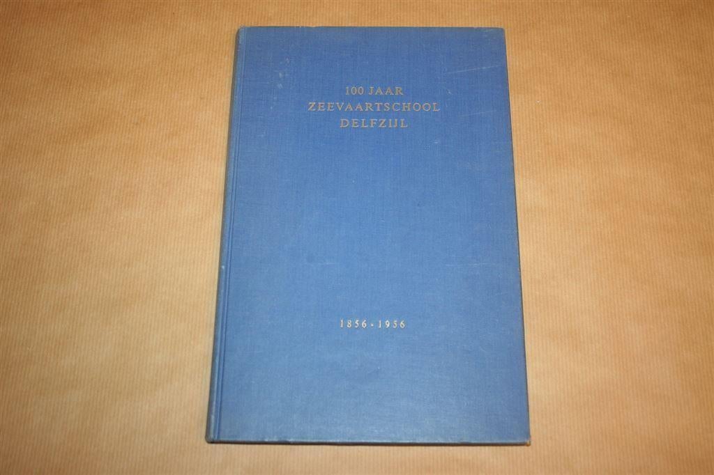 100 jaar Zeevaartschool Delfzijl - 1956 !!, Boeken, Geschiedenis | Stad en Regio, Zo goed als nieuw, Ophalen of Verzenden