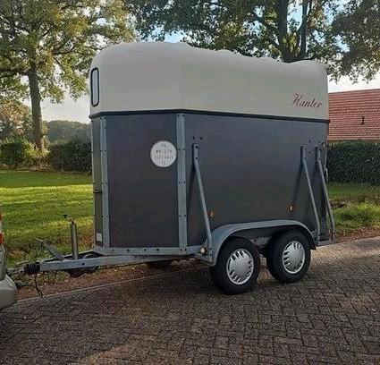 Zeer nette HUNTER paarden trailer inruil mogelijk, Auto diversen, Aanhangers en Bagagewagens, Gebruikt, Ophalen of Verzenden