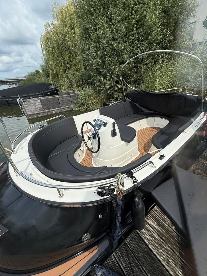 Te Koop: Elegance Sloep 6.7m, Watersport en Boten, Sloepen, Zo goed als nieuw, 6 meter of meer, Binnenboordmotor, Diesel, Polyester