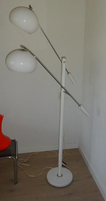 Vintage Dijkstra Mushroom vloerlamp beschikbaar voor biedingen
