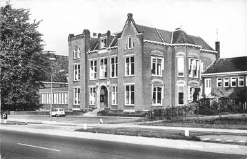 (388-476-033) De Steeg  Gemeentehuis beschikbaar voor biedingen
