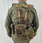 Gevechtsvest met veldfles en verschillende pouches., Verzamelen, Militaria | Algemeen, Ophalen of Verzenden, Landmacht, Nederland