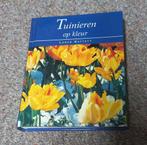 Tuinieren op kleur van Lance Hattatt, Boeken, Wonen en Tuinieren, Ophalen of Verzenden, Gelezen, Overige soorten