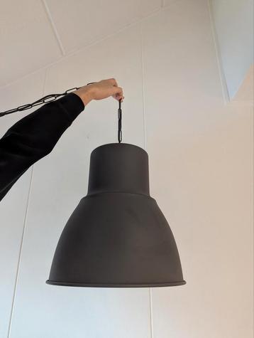 Grote Hektar IKEA lamp beschikbaar voor biedingen