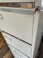 dossierkast met sleutel, Ophalen, Minder dan 50 cm, Gebruikt, 100 tot 150 cm
