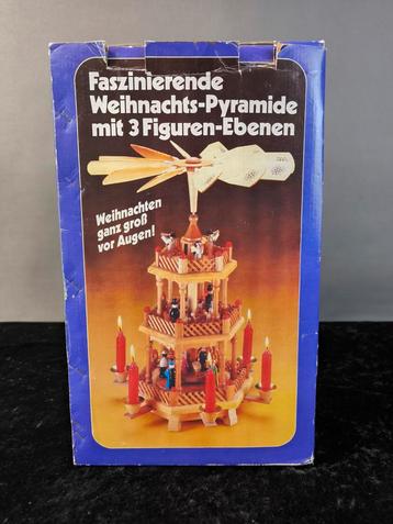 Duitse kerstpyramide met OVP beschikbaar voor biedingen