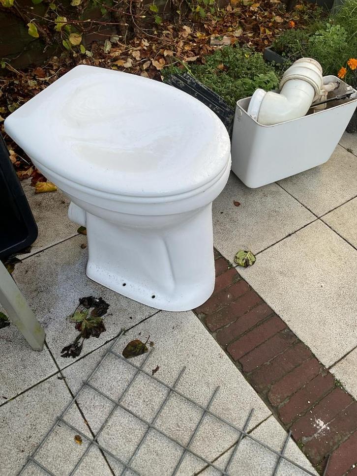 Verhoogde Toiletpot, Doe-het-zelf en Verbouw, Sanitair, Zo goed als nieuw, Toilet, Ophalen