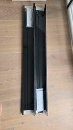 2 stuks Schilderij foto planken ikea Mosslanda zwart, Huis en Inrichting, Woonaccessoires | Wandplanken en Boekenplanken, Ophalen