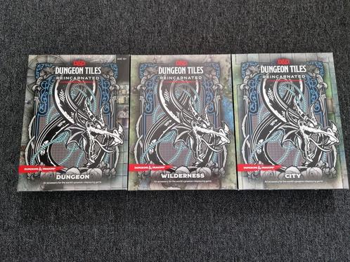 D&D Dungeon Tiles Reincarnated Set, Hobby en Vrije tijd, Gezelschapsspellen | Bordspellen, Zo goed als nieuw, Ophalen of Verzenden