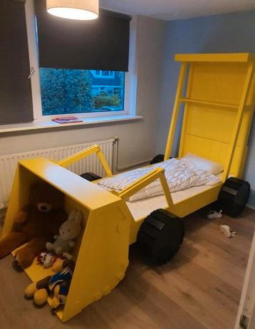 graafmachine bed beschikbaar voor biedingen