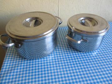 Set van 2 pannen - rvs - 4,5 en 2,5 liter. beschikbaar voor biedingen