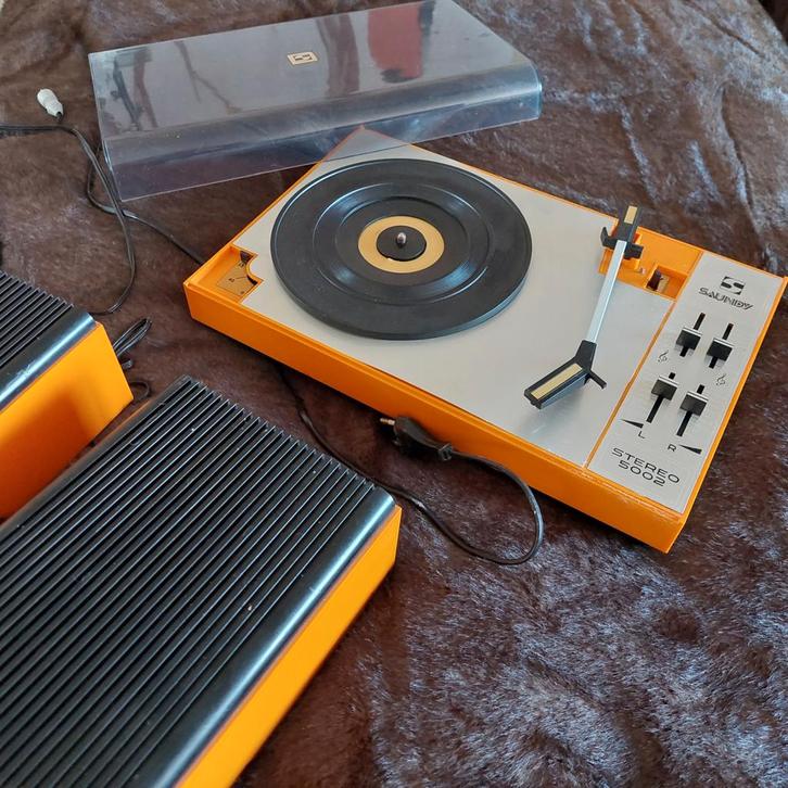 Retro Saundy Stereo 5002 Platenspeler - Oranje, Audio, Tv en Foto, Platenspelers, Gebruikt, Platenspeler, Overige merken, Ophalen