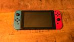 Switch V2 2019 met hoes, Ophalen, Zo goed als nieuw, Met 2 controllers, Switch 2019 Upgrade