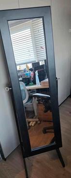 Sieradenkast te koop, Huis en Inrichting, Woonaccessoires | Spiegels, Ophalen, Minder dan 50 cm, Zo goed als nieuw, Minder dan 100 cm