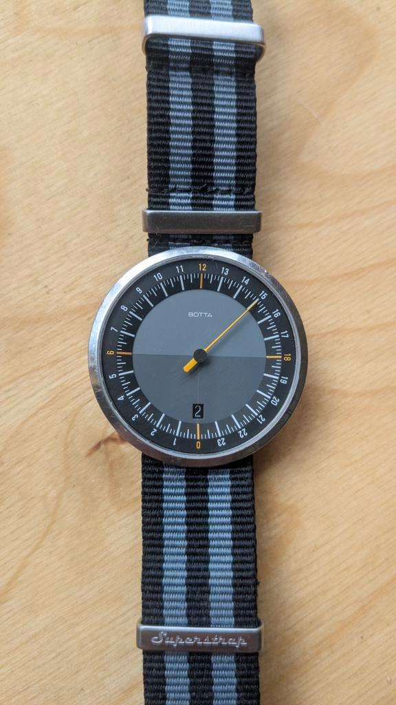 Botta uno 24 quarts horloge , saffier glas, Sieraden, Tassen en Uiterlijk, Horloges | Heren, Gebruikt, Polshorloge, Overige merken