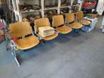 Vintage Wachtkamerstoelen - bank van 5, Huis en Inrichting, Stoelen, Gebruikt, Bruin, ., Vintage