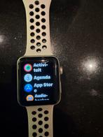 Apple watch, Ophalen of Verzenden, Zo goed als nieuw, Zwart, IOS