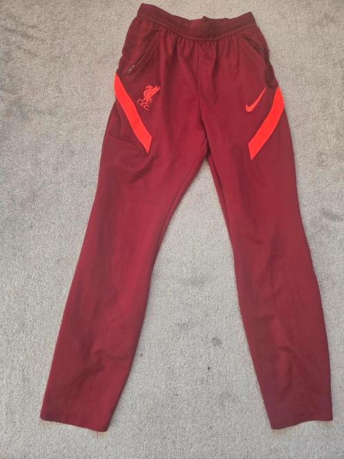 Liverpool trainingspak, Kinderen en Baby's, Kinderkleding | Maat 176, Zo goed als nieuw, Jongen of Meisje, Sport- of Zwemkleding