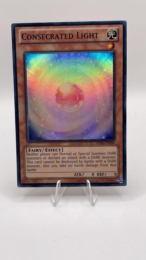 Yu-Gi-Oh! Consecrated Light – AP04-EN006 – Mint, Hobby en Vrije tijd, Verzamelkaartspellen | Yu-gi-Oh!, Zo goed als nieuw, Losse kaart