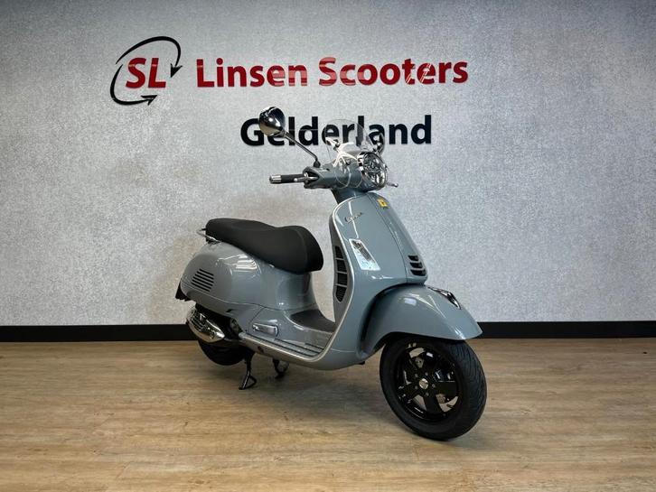 Vespa GTS 300 HPE SuperTech Nardo Grey 2020, Motoren, Motoren | Piaggio, Particulier, Scooter, 12 t/m 35 kW, 1 cilinder, ABS, Ophalen