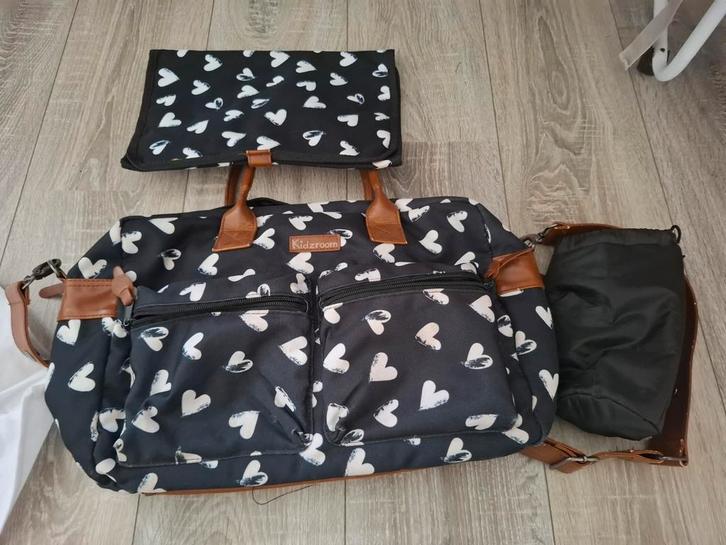 Luiertas  van kidzroom zgan en compleet, Kinderen en Baby's, Babymode-accessoires, Zo goed als nieuw, Ophalen of Verzenden