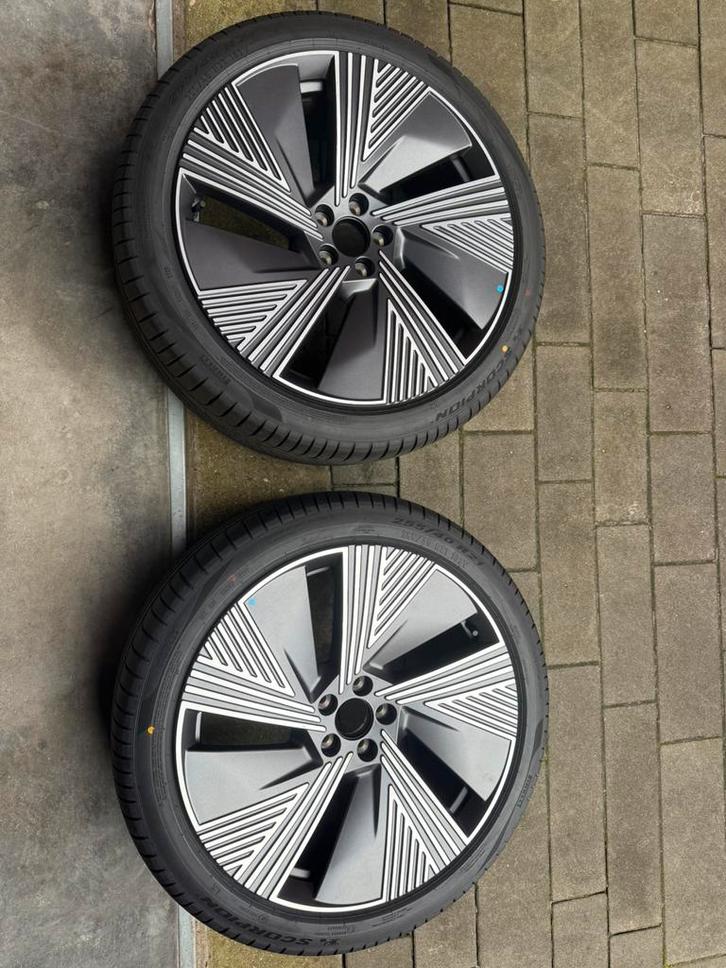 Nieuwe 21 inch velgen met Pirelli Scorpion banden, Auto-onderdelen, Banden en Velgen, Band(en), Zomerbanden, 21 inch, 255 mm, Nieuw