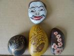 Curiosa collectie beschilderde stenen masker en lotusbomen, Antiek en Kunst, Ophalen of Verzenden