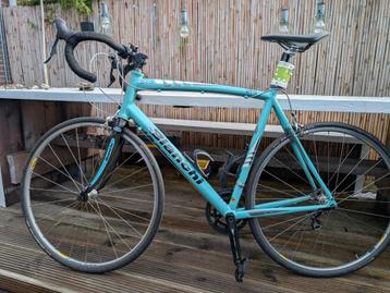 Prachtige Bianchi via Nirone 7 (Shimano 105 afgemonteerd)  beschikbaar voor biedingen
