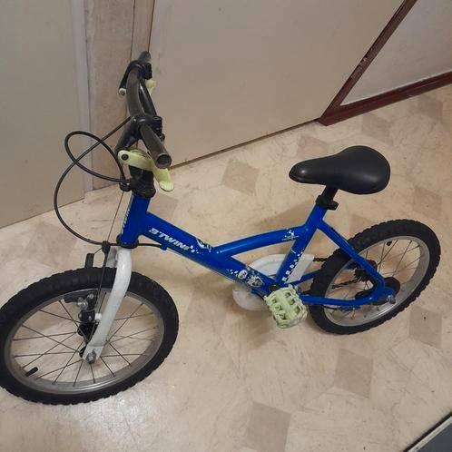 Btwin Cop Trooper fiets 16 Inch Blauw, Fietsen en Brommers, Fietsen | Jongens, Gebruikt, 16 inch, Handrem, Ophalen of Verzenden
