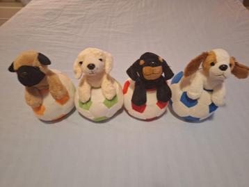 4 verschillende hondenknuffels op bal hoogte 25 cm beschikbaar voor biedingen