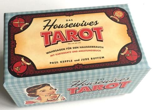 Das HOUSEWIVES TAROT - 78 kaarten + boekje, Boeken, Esoterie en Spiritualiteit, Zo goed als nieuw, Overige typen, Tarot of Kaarten leggen