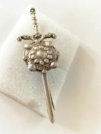 Oude zilveren Schotse Keltische zwaard broche., Verzenden, Zilver, Broche