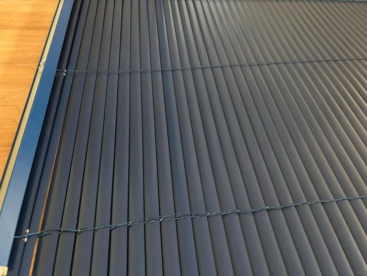 2x Donkerblauwe Luxaflex - Op Maat, Huis en Inrichting, Stoffering | Gordijnen en Lamellen, Zo goed als nieuw, 150 tot 200 cm