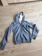 sweater van khujo grijs en dik met capuchon  maat S 36, Kleding | Dames, Truien en Vesten, Khujo, Ophalen of Verzenden, Zo goed als nieuw