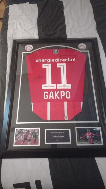 Gesigneerd Gakpo shirt in lijst met COA beschikbaar voor biedingen