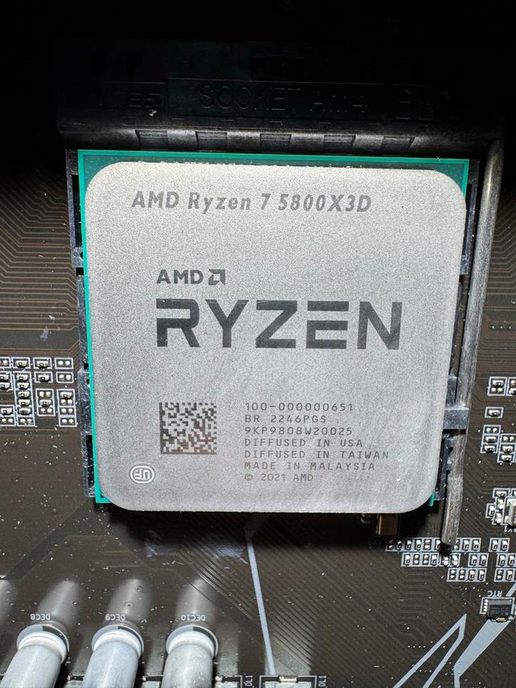 AMD Ryzen 7 5800X3D - Snelste Gaming CPU voor AM4, Computers en Software, Processors, Zo goed als nieuw, 8-core, 4 Ghz of meer