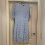 ladress Jurk Lichtblauw kant maat XL, Kleding | Dames, Maat 42/44 (L), Zo goed als nieuw, LaDress, Onder de knie