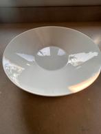 Diep pasta bord Ikea, wit., Huis en Inrichting, Keuken | Servies, Ophalen of Verzenden, Zo goed als nieuw, Bord(en), Overige stijlen
