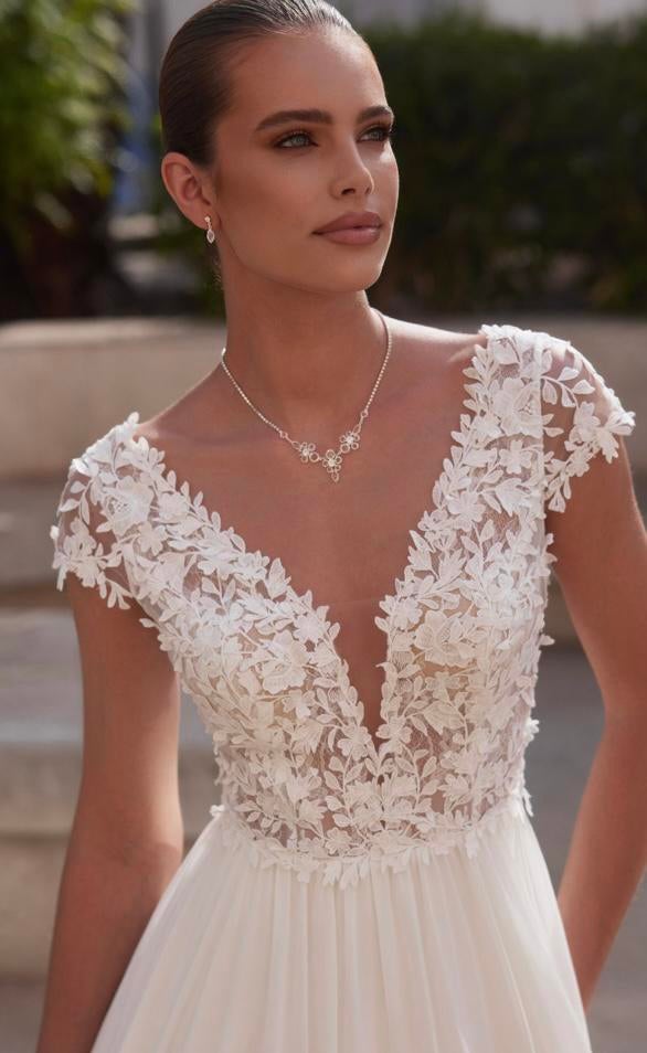 Schitterende nieuwe trouwjurk! Direct leverbaar, Ophalen, Zo goed als nieuw, Wit, Trouwjurk