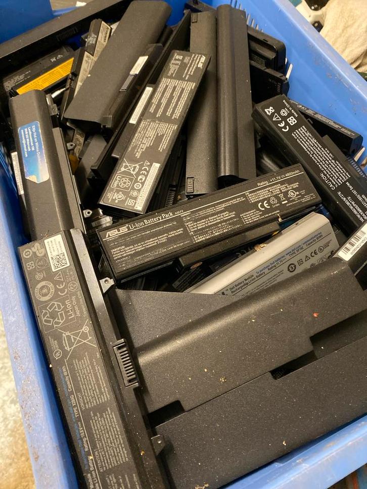 Partij Laptop Accu's - 26kg, Computers en Software, Accu's en Batterijen, Gebruikt, Ophalen of Verzenden