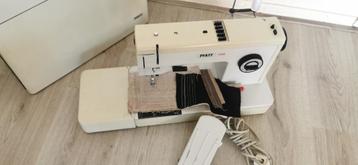 Naaimachine PFAFF 1196 werkt beschikbaar voor biedingen