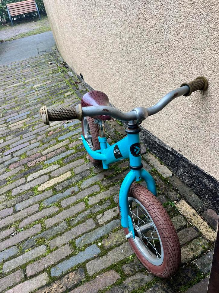 Alpina Loopfiets - Blauw, Fietsen en Brommers, Fietsaccessoires | Fietshelmen, Gebruikt, Jongen of Meisje, Overige maten, Ophalen of Verzenden