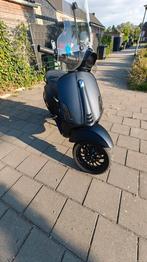 Vespa Sprint 50km/h – Slechts 1.800 km – Full option, Fietsen en Brommers, Scooters | Vespa, Ophalen, Zo goed als nieuw, Vespa S