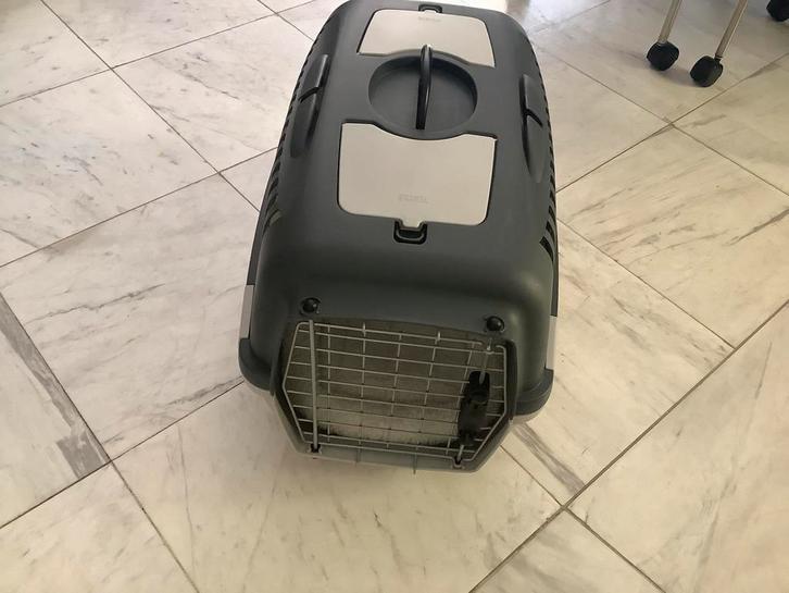 Transportbox—Gulliver 3 Delux—Stefanplast, Dieren en Toebehoren, Hondenbenches, Zo goed als nieuw, Ophalen
