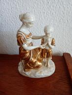 Porseleinen beeldje: Moeder en biddend kind, Ophalen of Verzenden